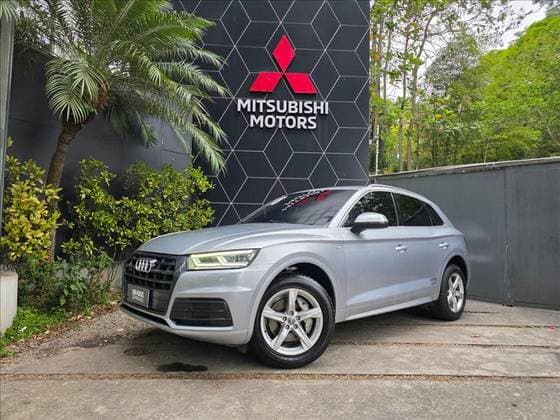 Carro 2.0 TFSI GASOLINA AMBIENTE S TRONIC