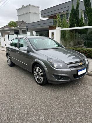Carro 2.0 MPFI GT-X HATCH 8V FLEX 4P MANUAL