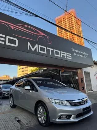 Carro 2.0 LXR 16V FLEX 4P AUTOMÁTICO