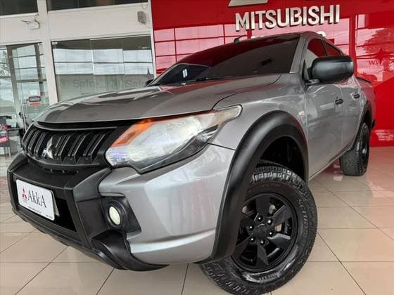 Carro 2.4 16V TURBO DIESEL OUTDOOR GLX CD 4X4 MANUAL