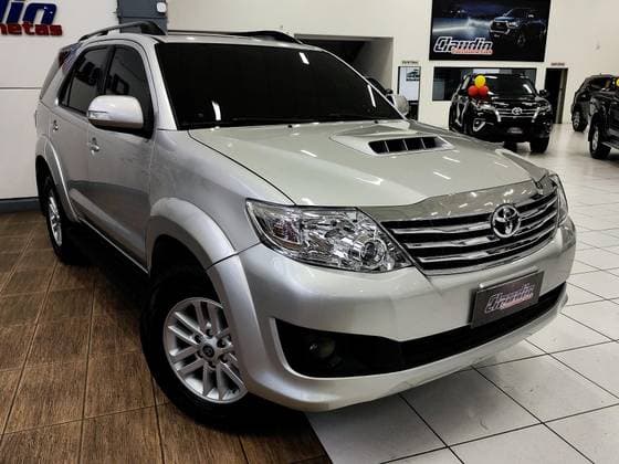 Carro 3.0 SRV 4X4 16V TURBO INTERCOOLER DIESEL 4P MANUAL