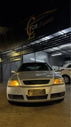 Carro 2.0 MPFI COMFORT 8V FLEX 4P MANUAL