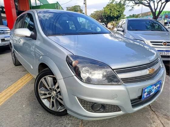 Carro 2.0 MPFI GT-X HATCH 8V FLEX 4P MANUAL