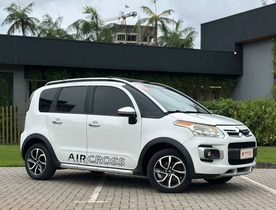 Carro 1.6 EXCLUSIVE 16V FLEX 4P MANUAL