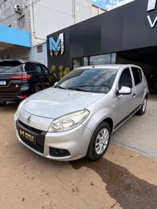 Carro 1.6 EXPRESSION 8V FLEX 4P MANUAL