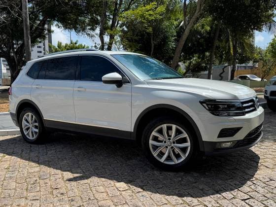 Carro 1.4 250 TSI TOTAL FLEX ALLSPACE COMFORTLINE TIPTRONIC