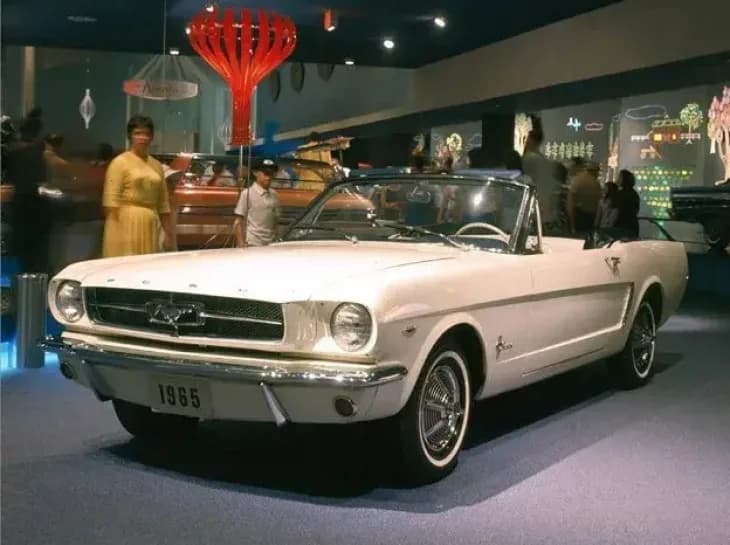 Qual foi o primeiro muscle car?