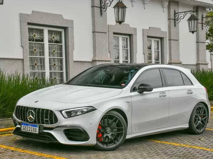 Mercedes AMG A45 S: um hot hatch para a história