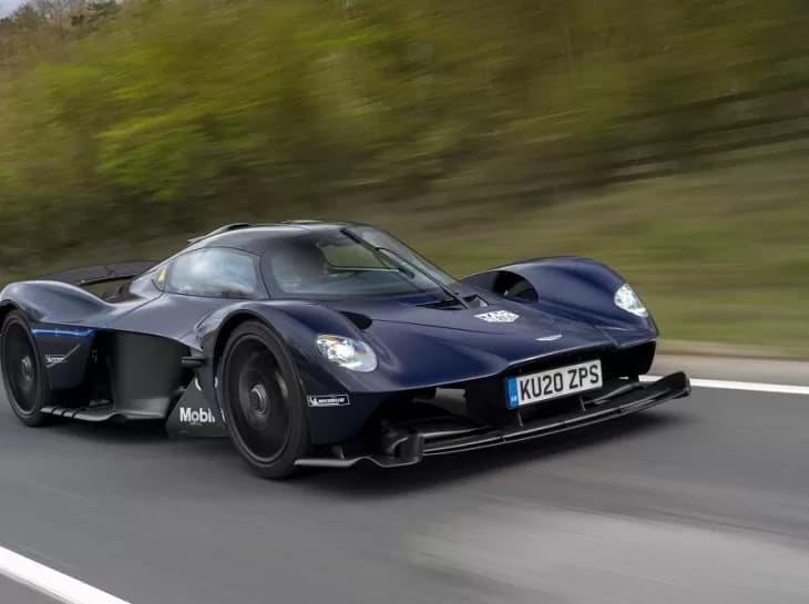 Conheça os 10 futuros carros da Aston Martin