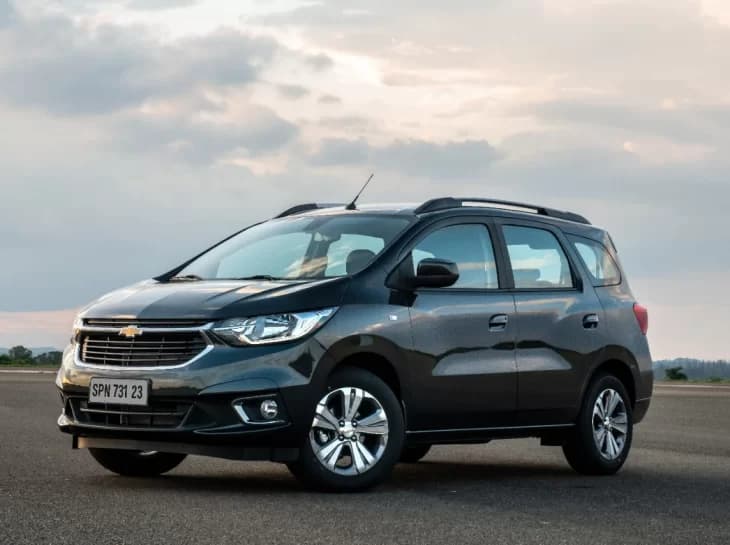 5 opções de carros de sete lugares até R$ 110 mil