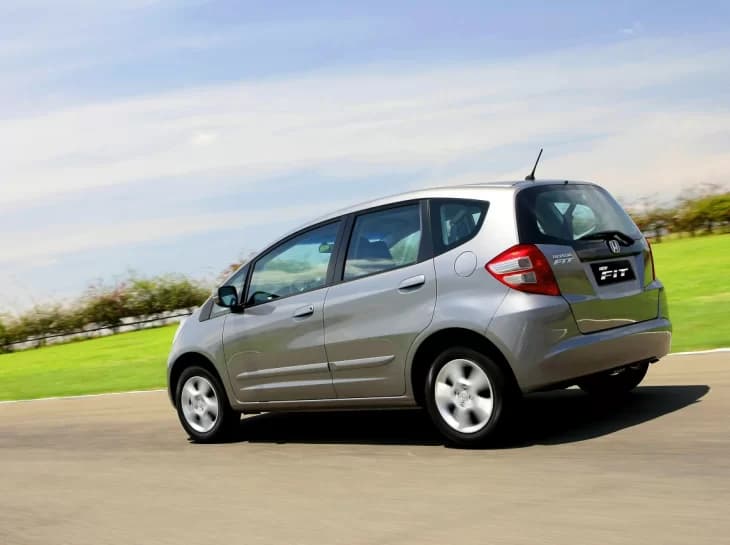 5 carros usados automáticos por até R$ 50 mil