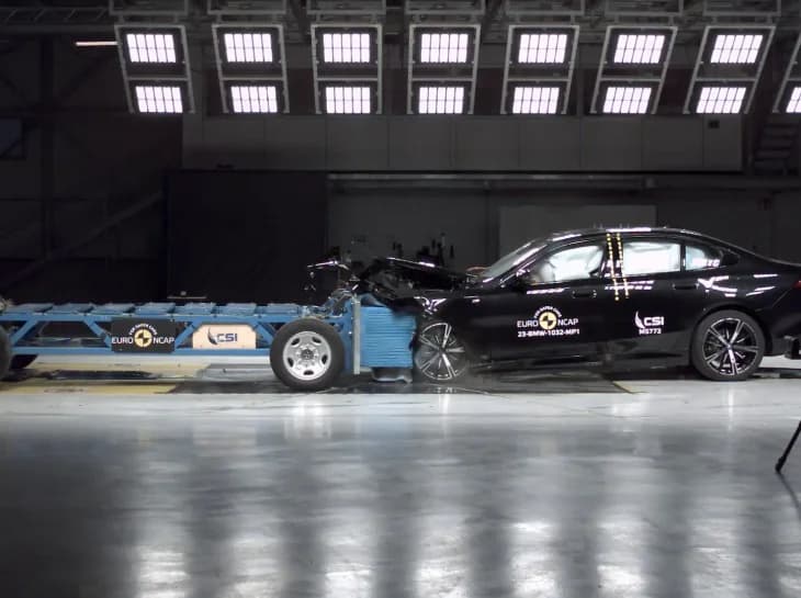 Novo BMW Série 5 é submetido a testes de segurança