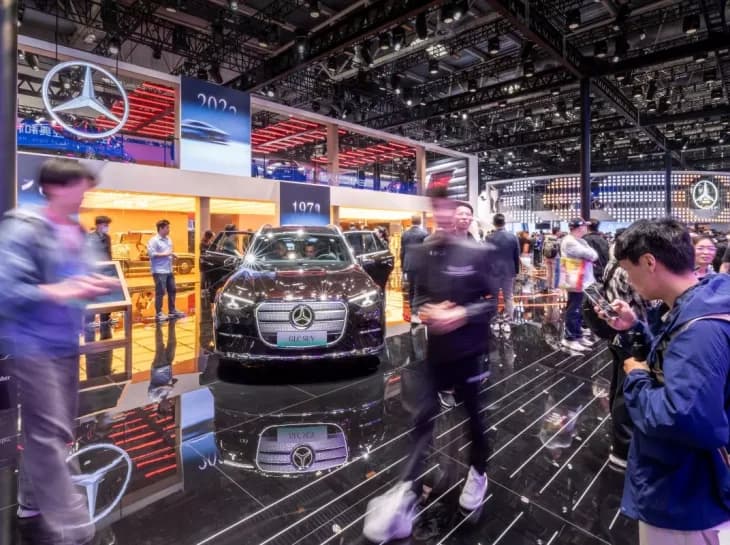 Mercedes-Benz GLC L elétrico estreia na China