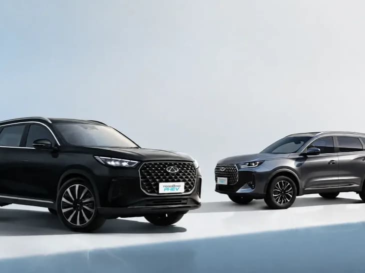 Tiggo 7 PHEV e Tiggo 8 PHEV mudam completamente