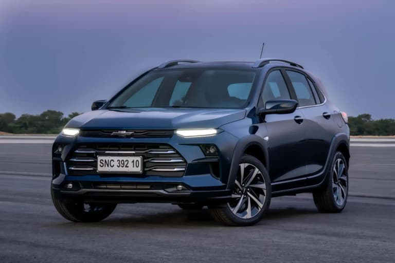 Chevrolet Sonic supera Jeep Avenger e coloca Honda WR-V na mira