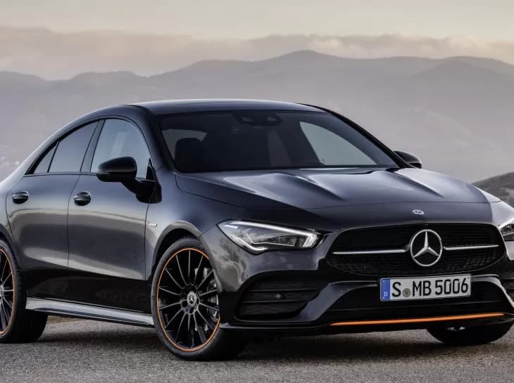 Mini-CLS? Mercedes estreia nova geração do CLA