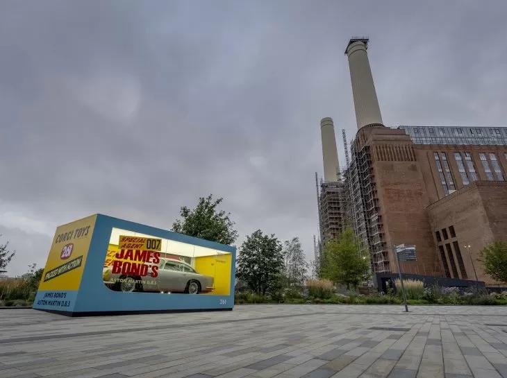 Aston Martin de 007 vira brinquedo de gente grande