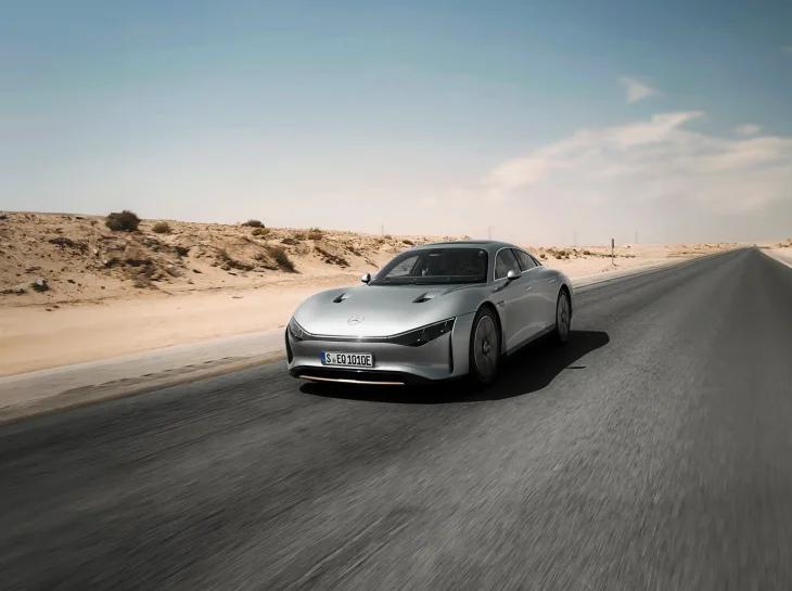 Mercedes elétrico supera 1.000 km em uso extremo