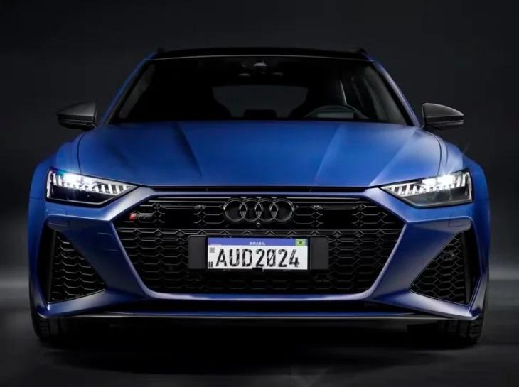 Uma perua alemã que só vai desfilar no Brasil