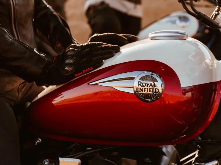 Briga em casa: Shotgun 650 x Super Meteor 650