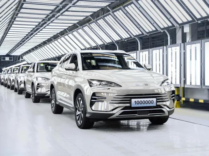 BYD vai fabricar mais um SUV híbrido no Brasil