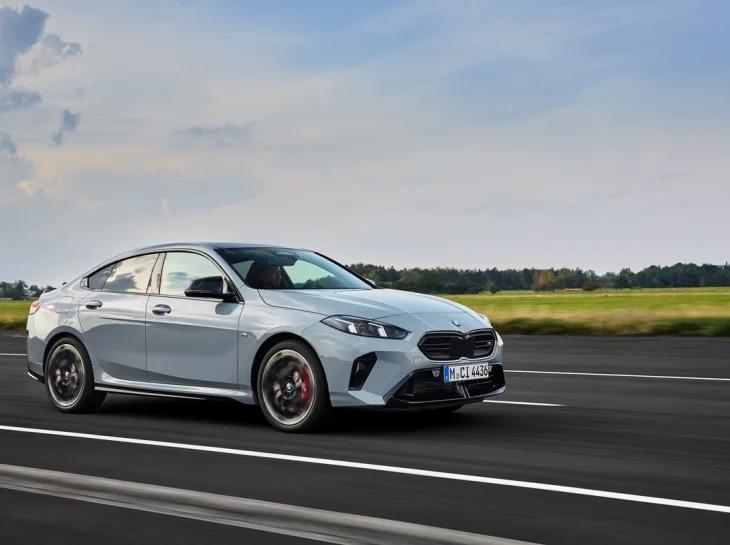 BMW M235 chega ao Brasil com 317 cv de potência