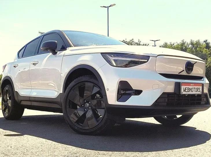 Volvo EC40: um salve para os bons velhos tempos!