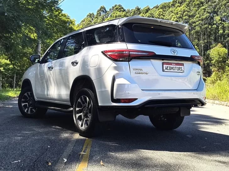 Toyota SW4: 3 razões para ter e 3 para passar