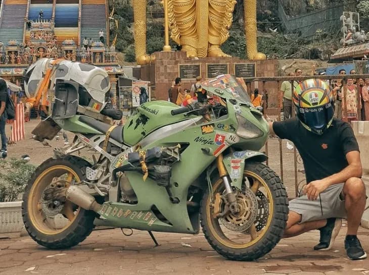 Volta ao mundo em uma Kawasaki Ninja ZX-6R 2004