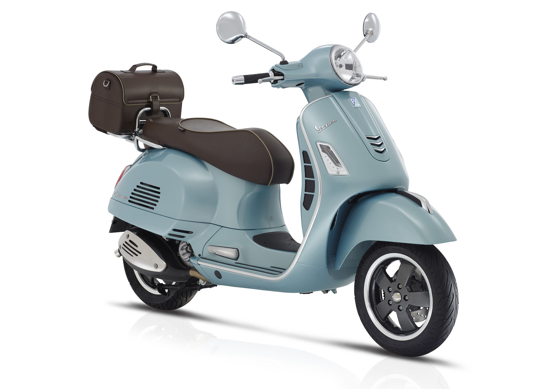 Vespa lança três modelos comemorativos