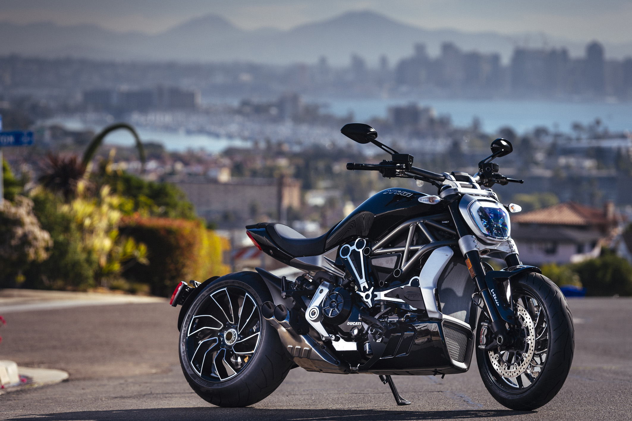 Ducati Xdiavel 1