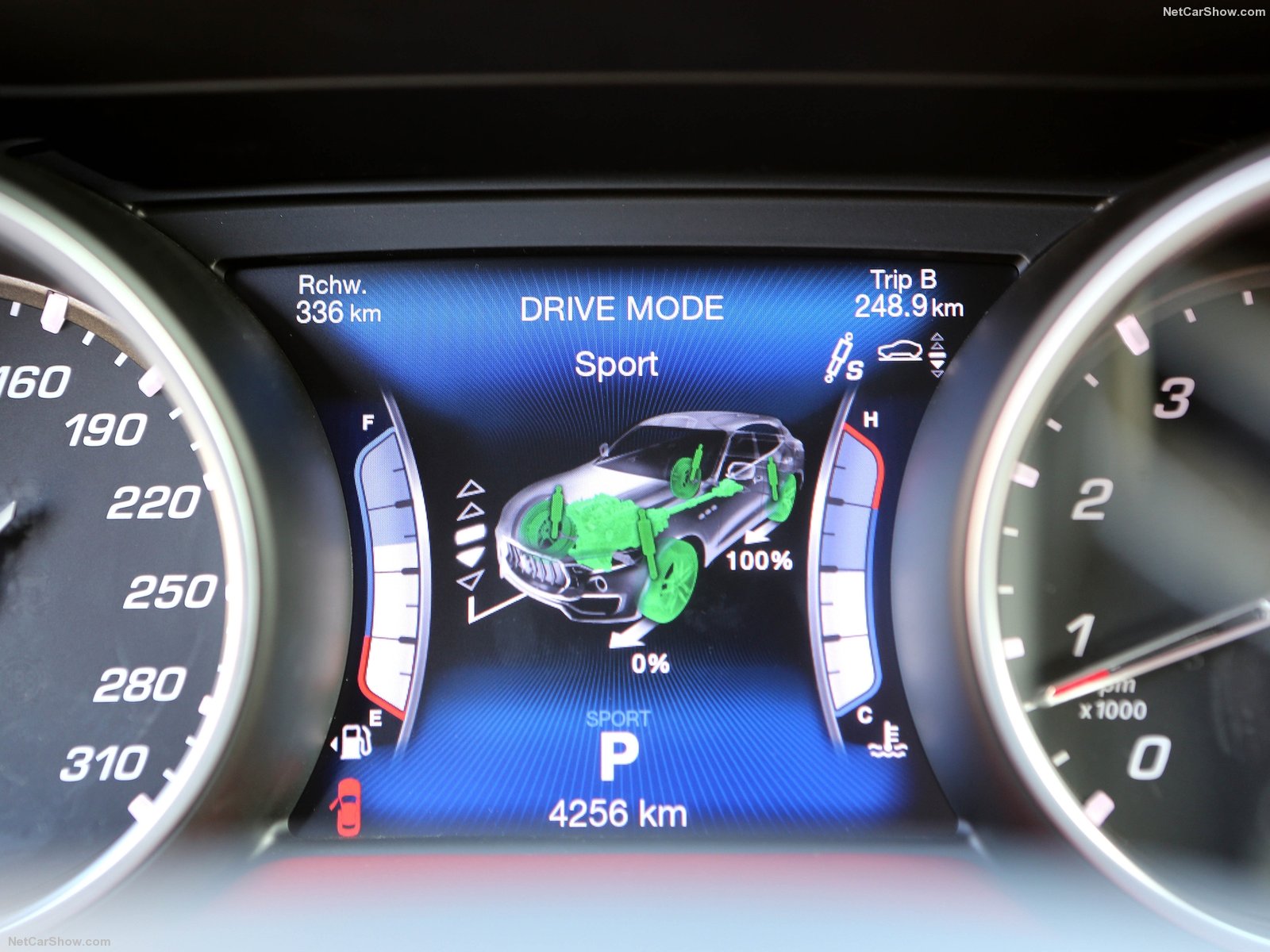 Maserati Levante 2017 1600 68