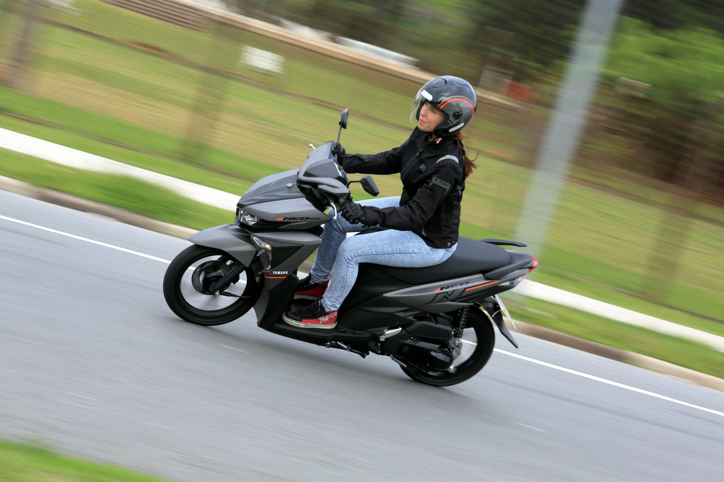 yamaha_neo_125_2.jpg