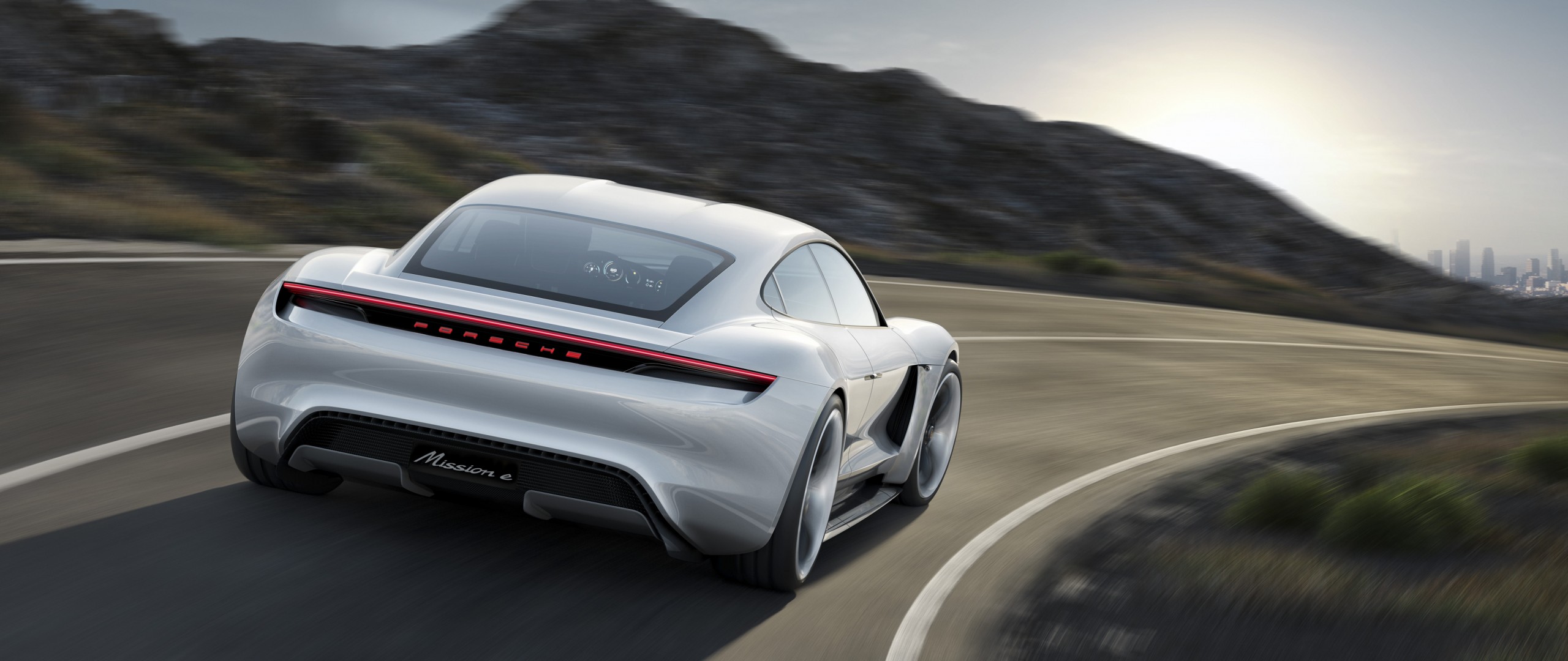 Porsche Mission E Conceito
