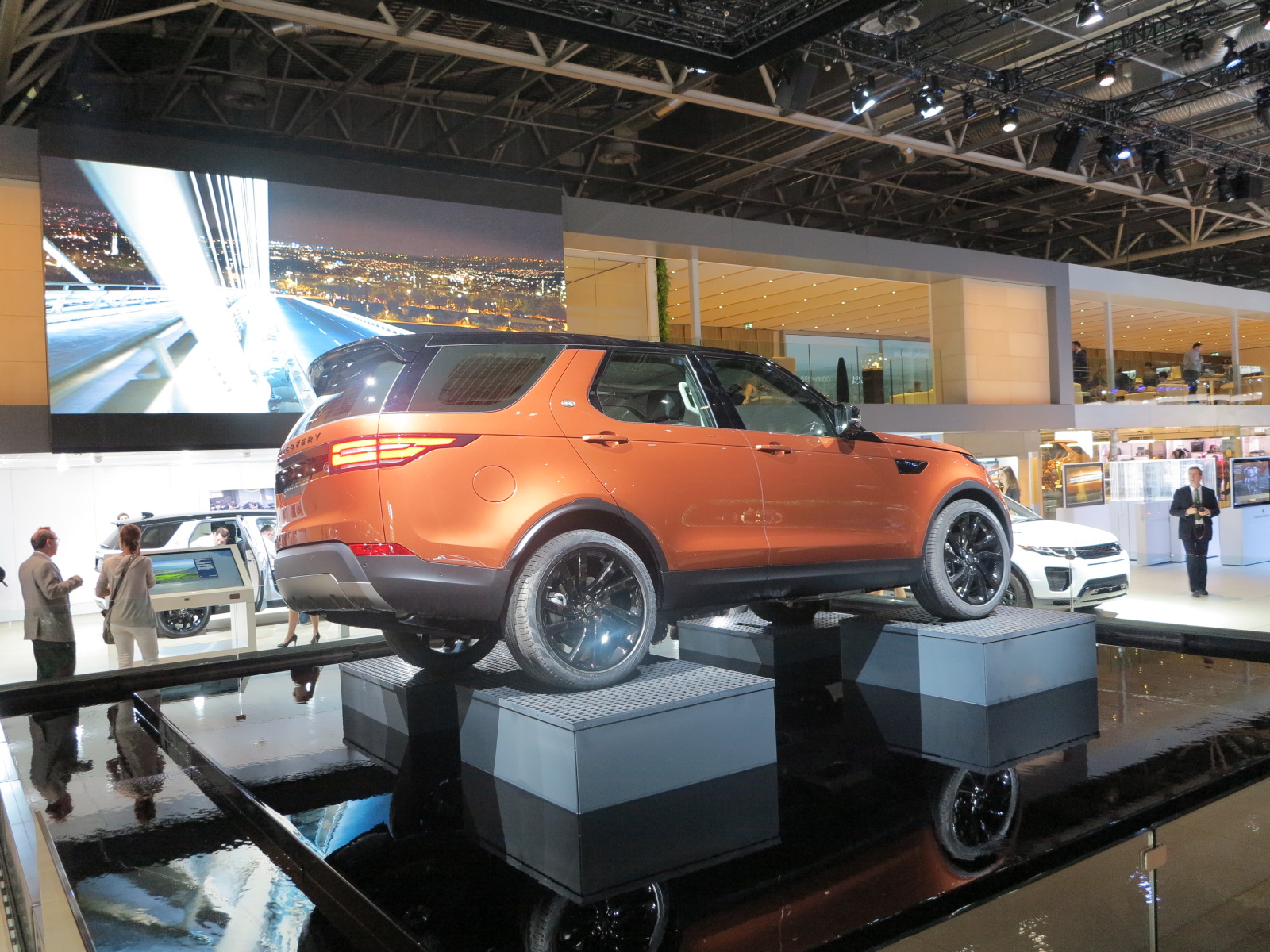 Land Rover Discovery 