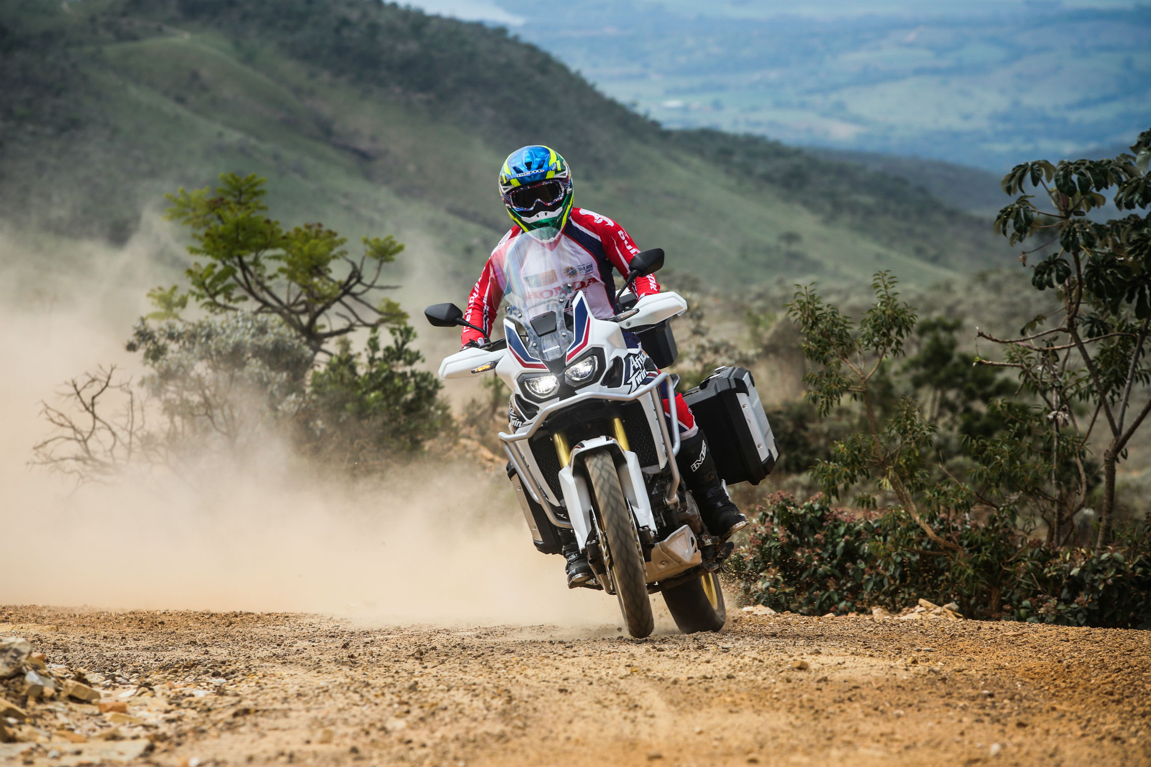 hondaafricatwin_20161.jpg