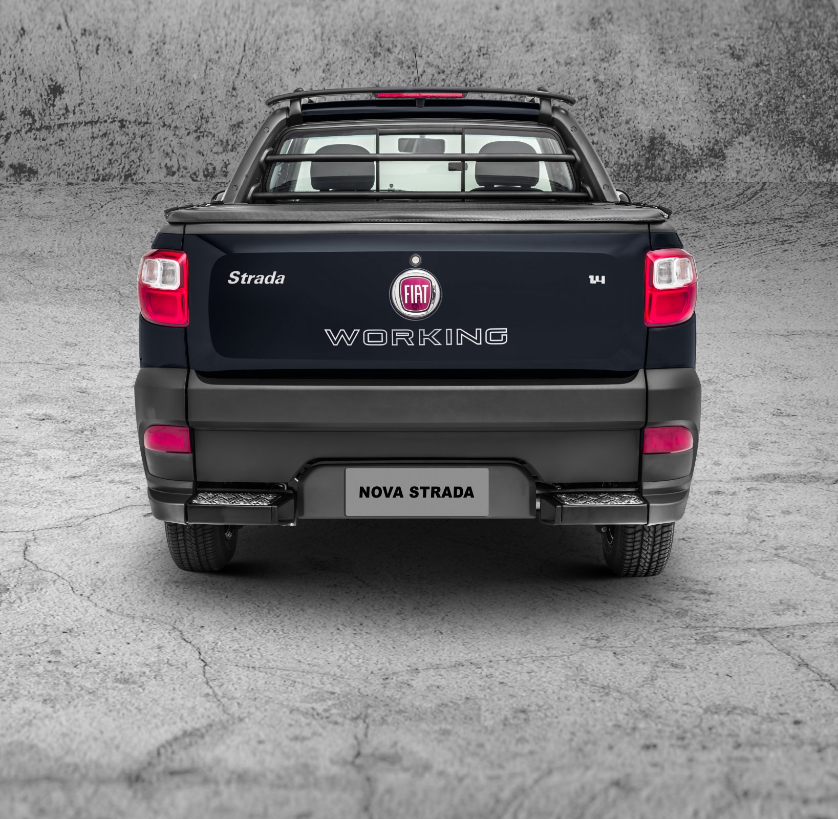 Fiat Strada Hard Working 1.4 Flex 2017