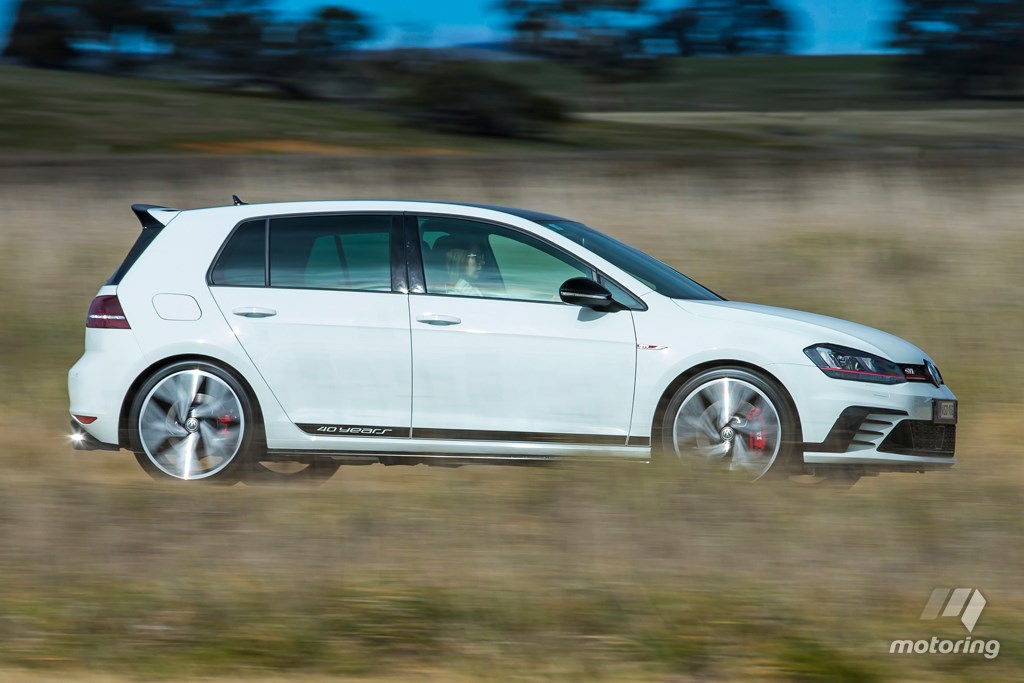  Volkswagen Golf GTI 40 Years          