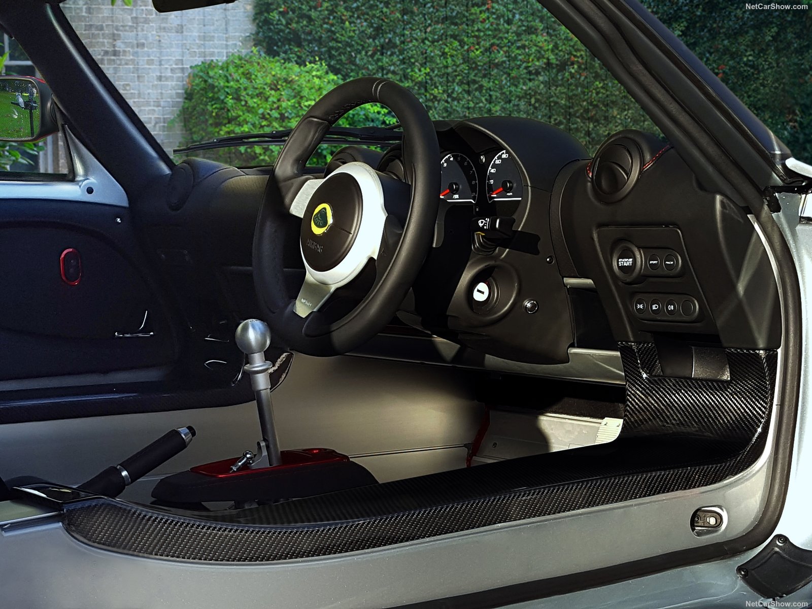Lotus Exige Sport 380 impressiona pelos números