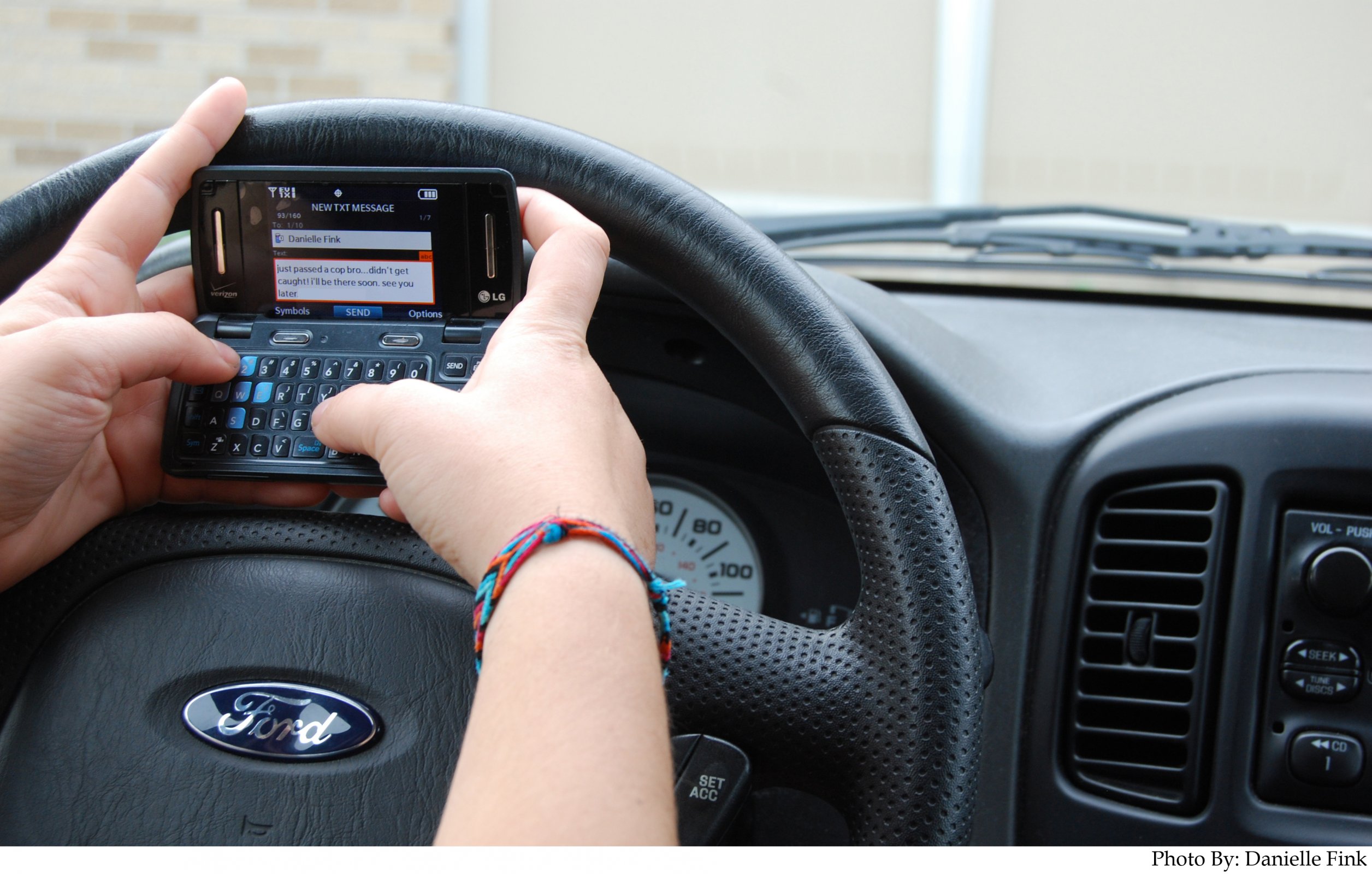 EUA quer inibir uso do celular ao volante