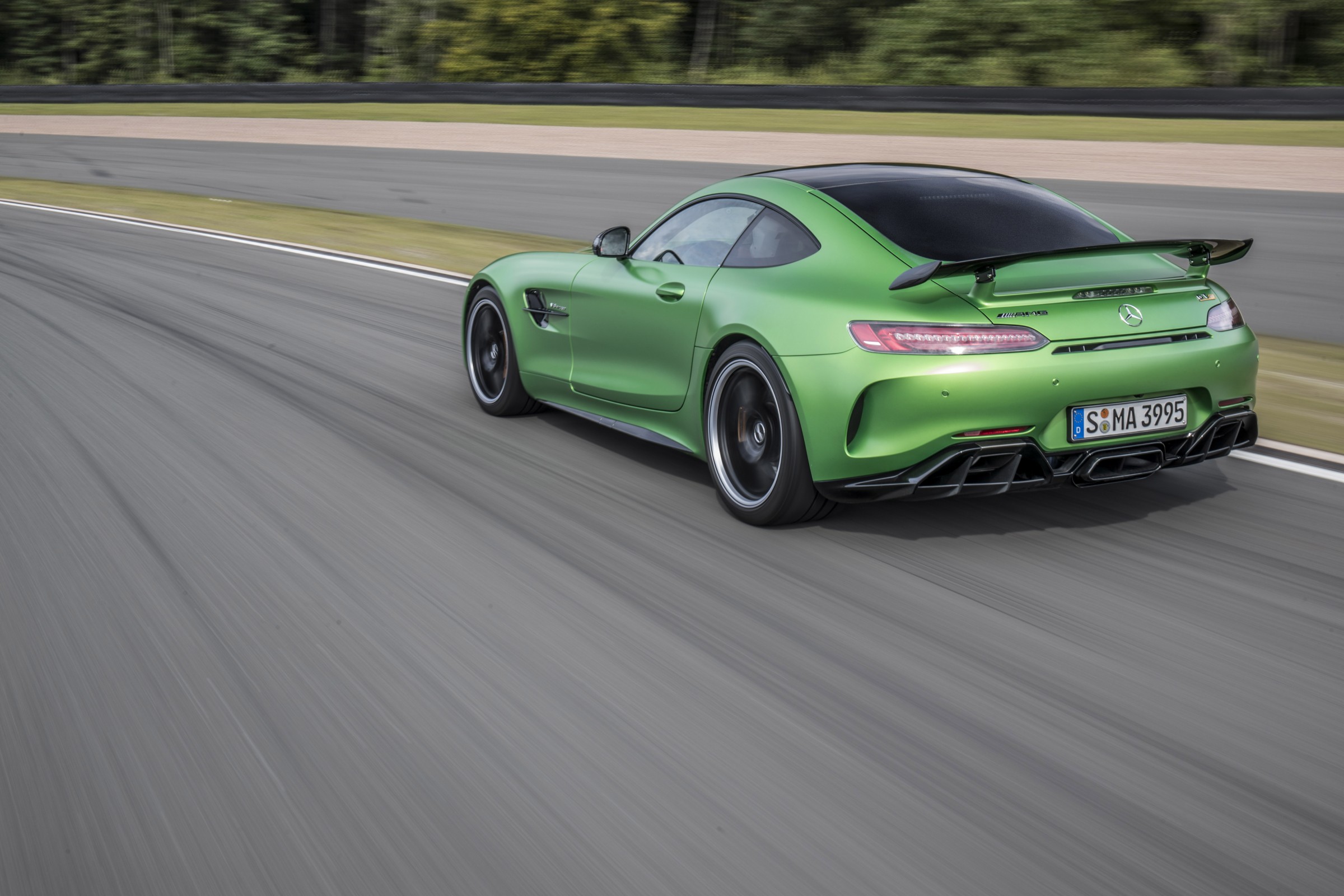 Merecedes-AMG GT R