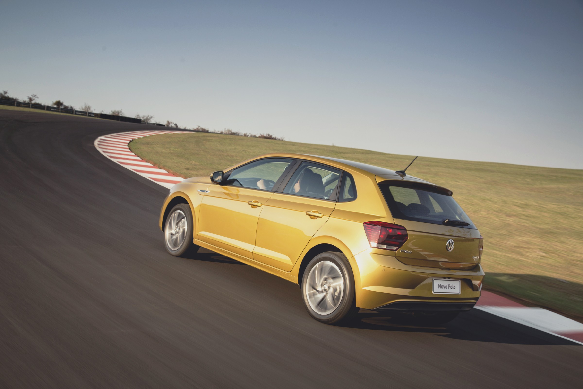 Novo Volkswagen Polo 2018