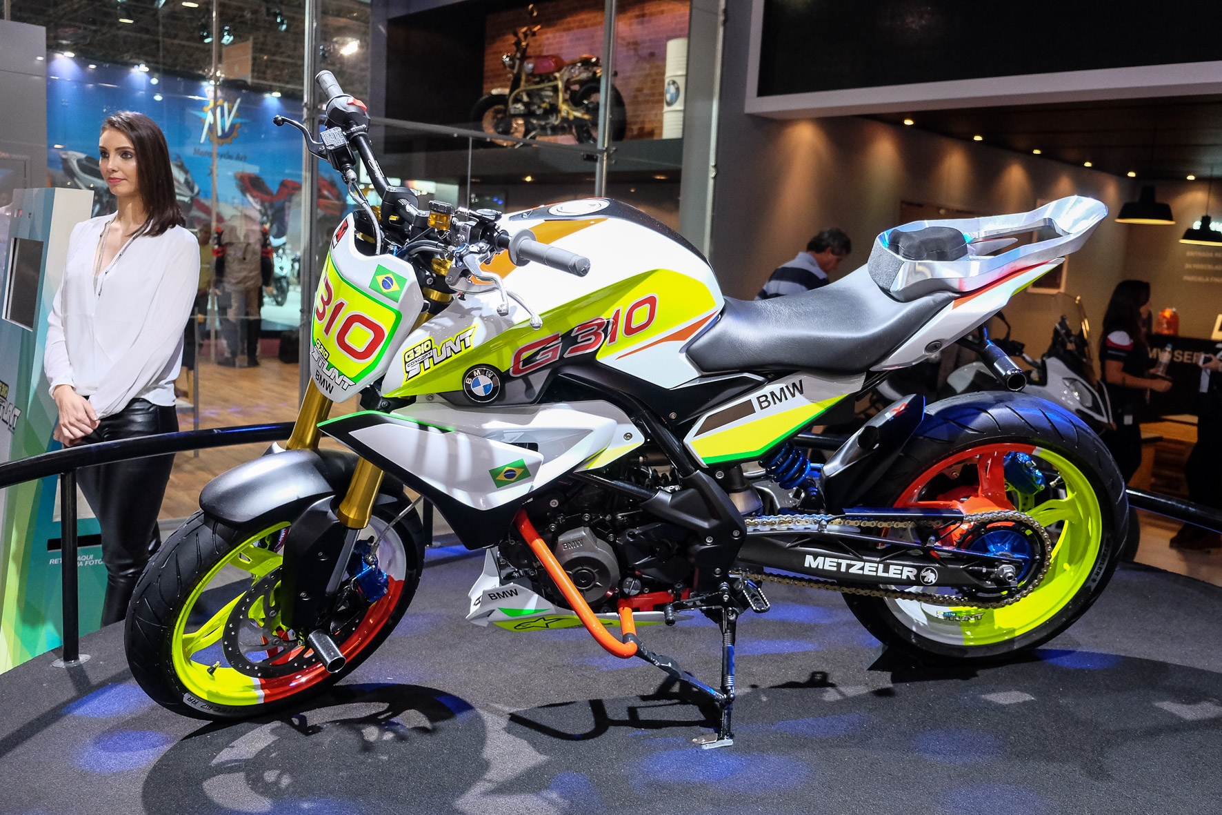 Conceito BMW G310 Stunt