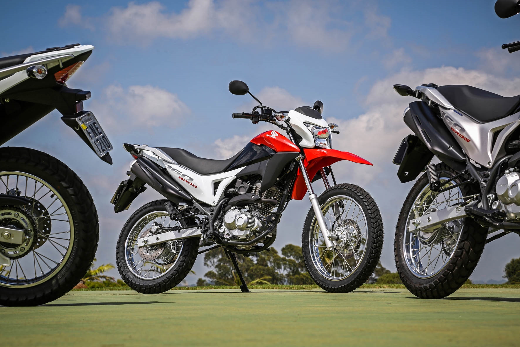 2_hondabros160.jpg
