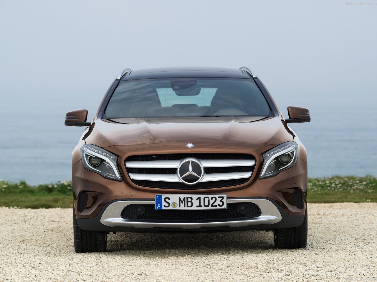 mercedes-benz-gla-class-2015-1280-3f.jpg