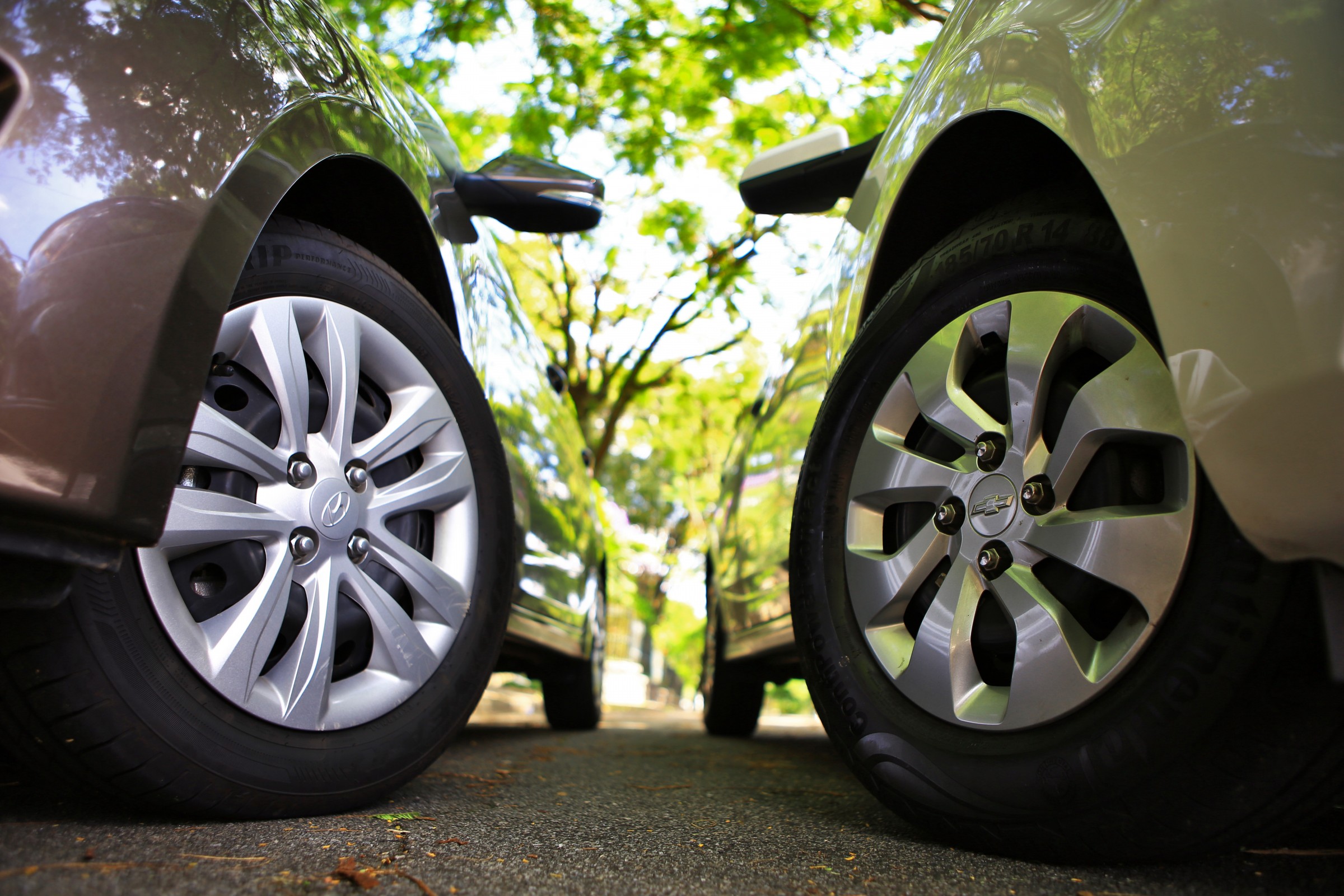 Comparativo Chevrolet Onix LT x Hyundai HB20 Comfort Plus