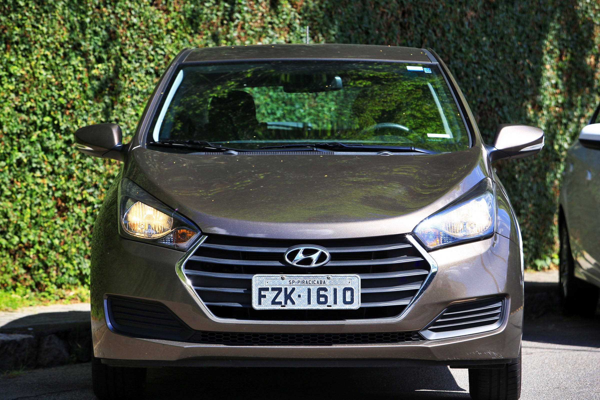 Comparativo Chevrolet Onix LT x Hyundai HB20 Comfort Plus
