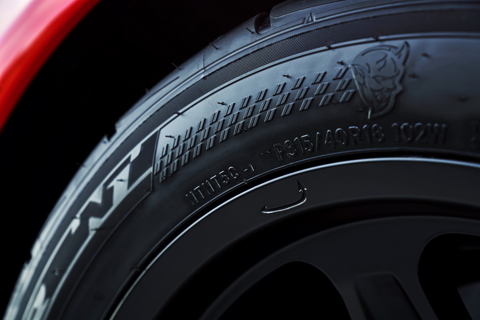 Dodge Challenger SRT Demon 2018