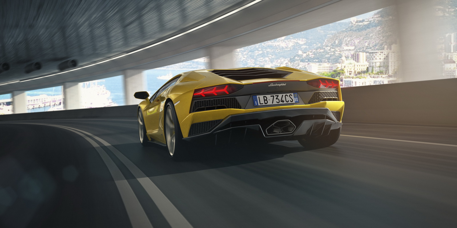  2017-lamborghini-aventador-s-14.jpg      