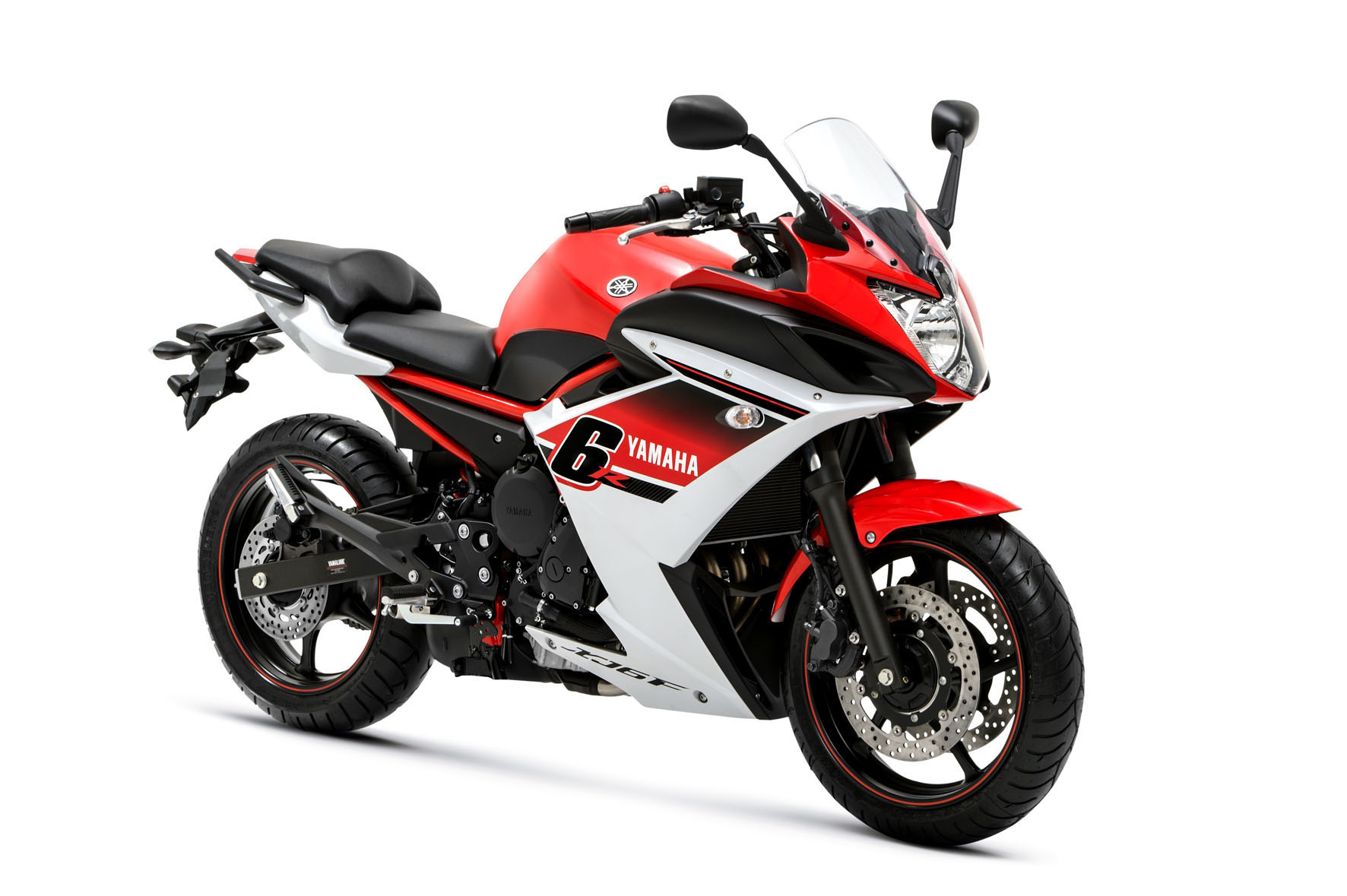 Yamaha XJ6 